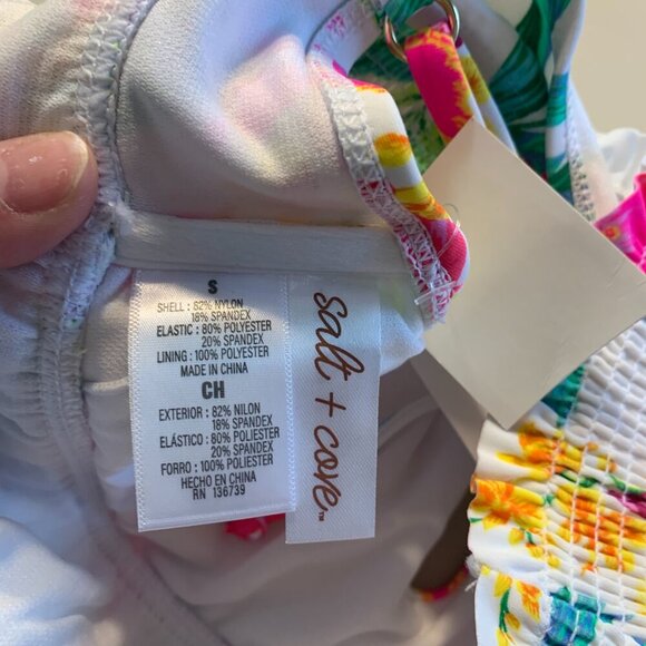 SALT + COVE Juniors Retro Hibiscus Smocked Cami Bikini Top Multicolor Small - Picture 7 of 9